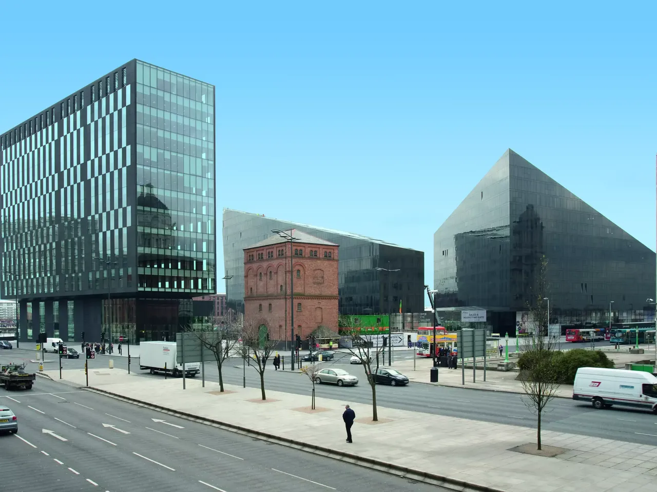 commerzreal-hausinvest-office-mann-island-liverpool-we265-01