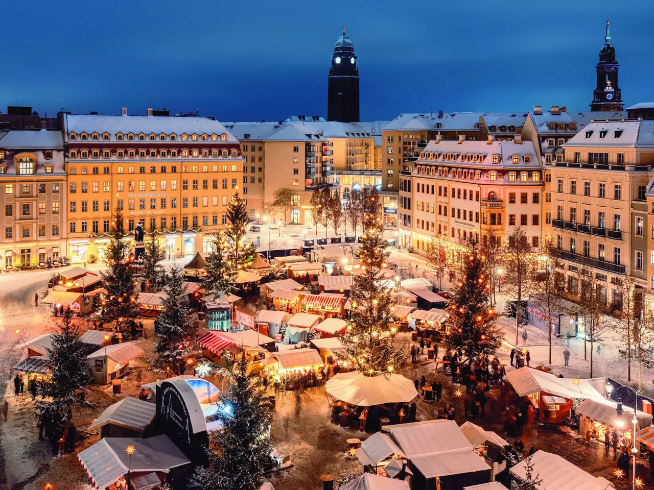 commerzreal-hausinvest-hotel-hotel-de-saxe-dresden-we396-exterior-adventsmarkt-01