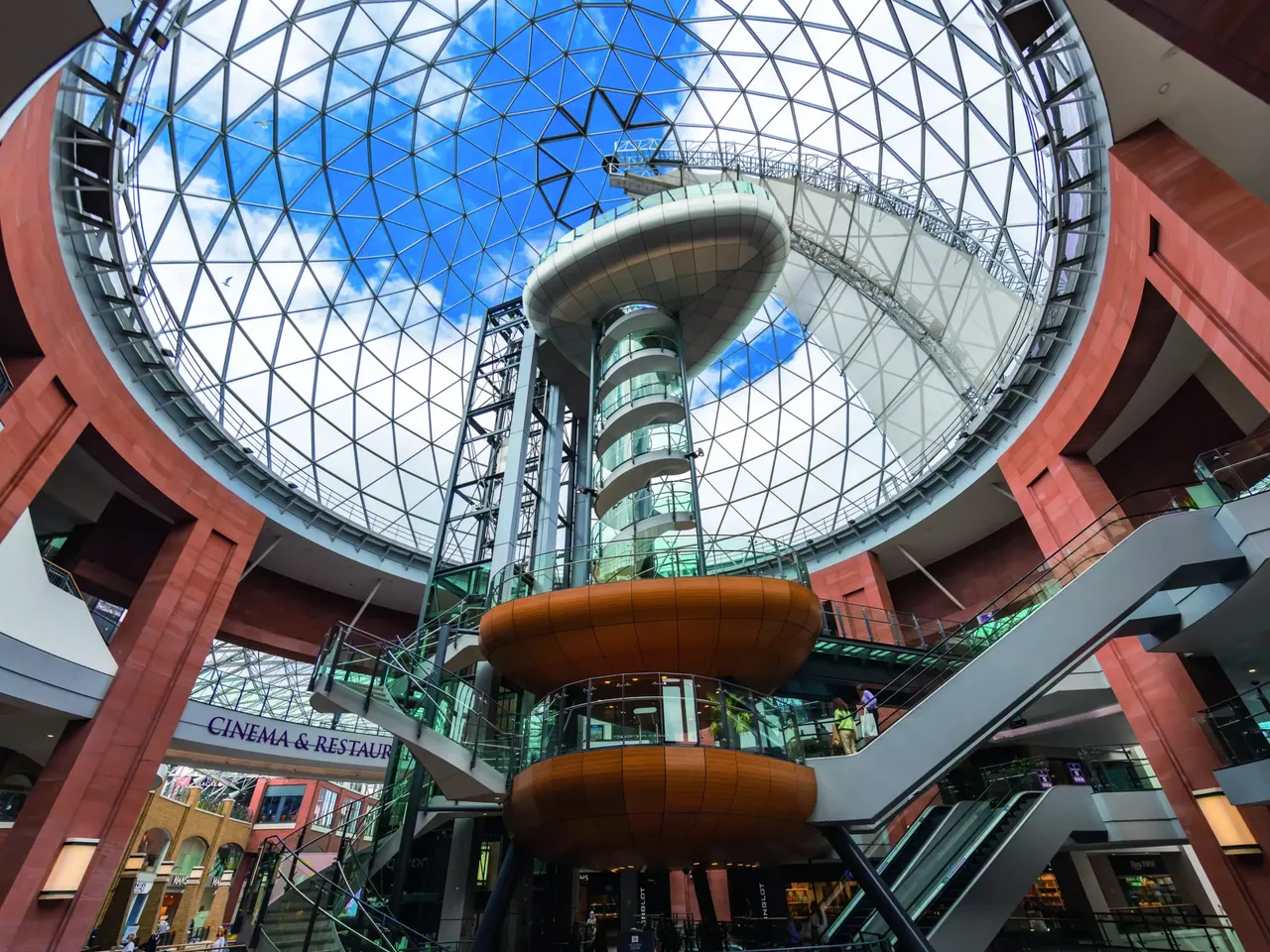 commerzreal-hausinvest-shopping-victoria-square-belfast-we229-112