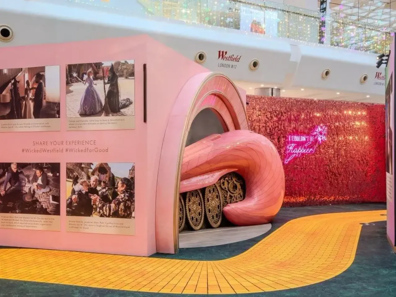 Es wird in der hausInvest Immobilie Westfield Shopping Center in London ein Überblick über die Wicked Erlebniswelt dargestellt.