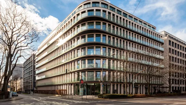 commerzreal-hausinvest-office-westend-windows-frankfurt-am-main-we326-21