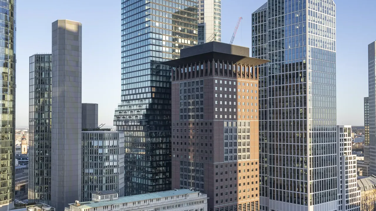 commerzreal-hausinvest-office-living-omniturm-frankfurt-we319-exterior-059