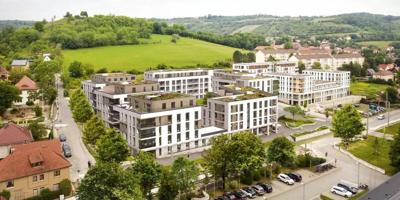 Außenansicht: Es wird ein Überblick über die hausInvest Immobilie QB Jena in Jena abgebildet