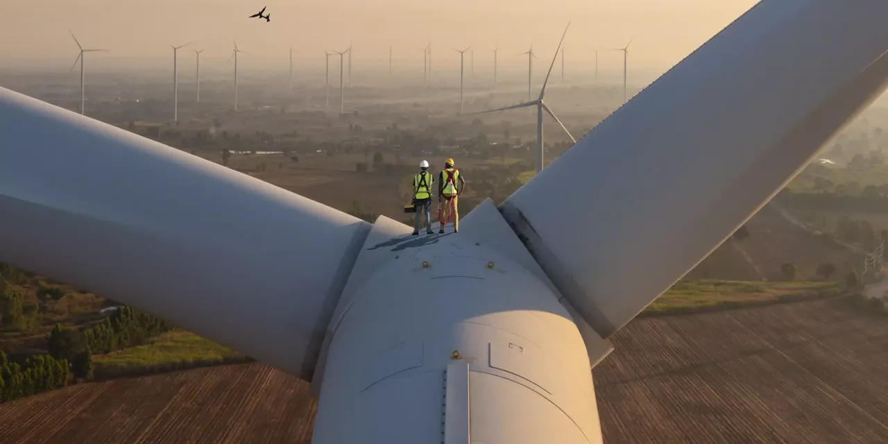 commerzreal-institutionals-keyvisual-renewables-onshore.jpg