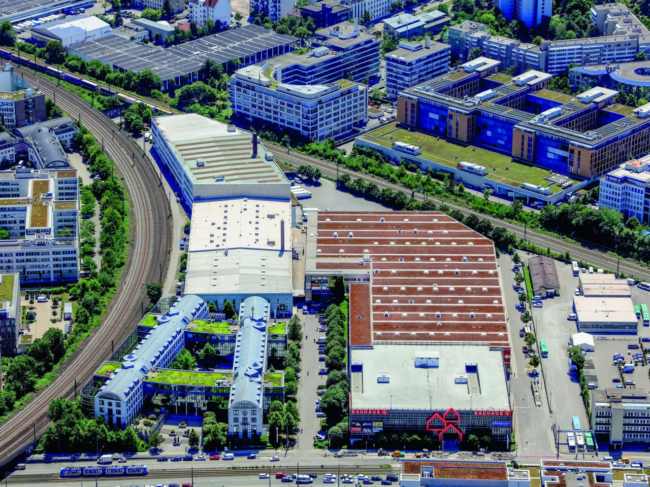 commerzreal-hausinvest-shopping-visio-muenchen-we315-03