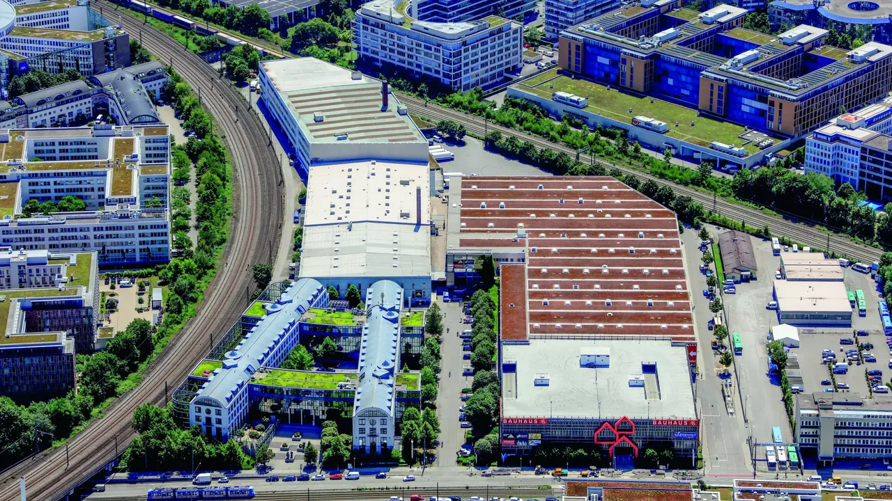 commerzreal-hausinvest-shopping-visio-muenchen-we315-03