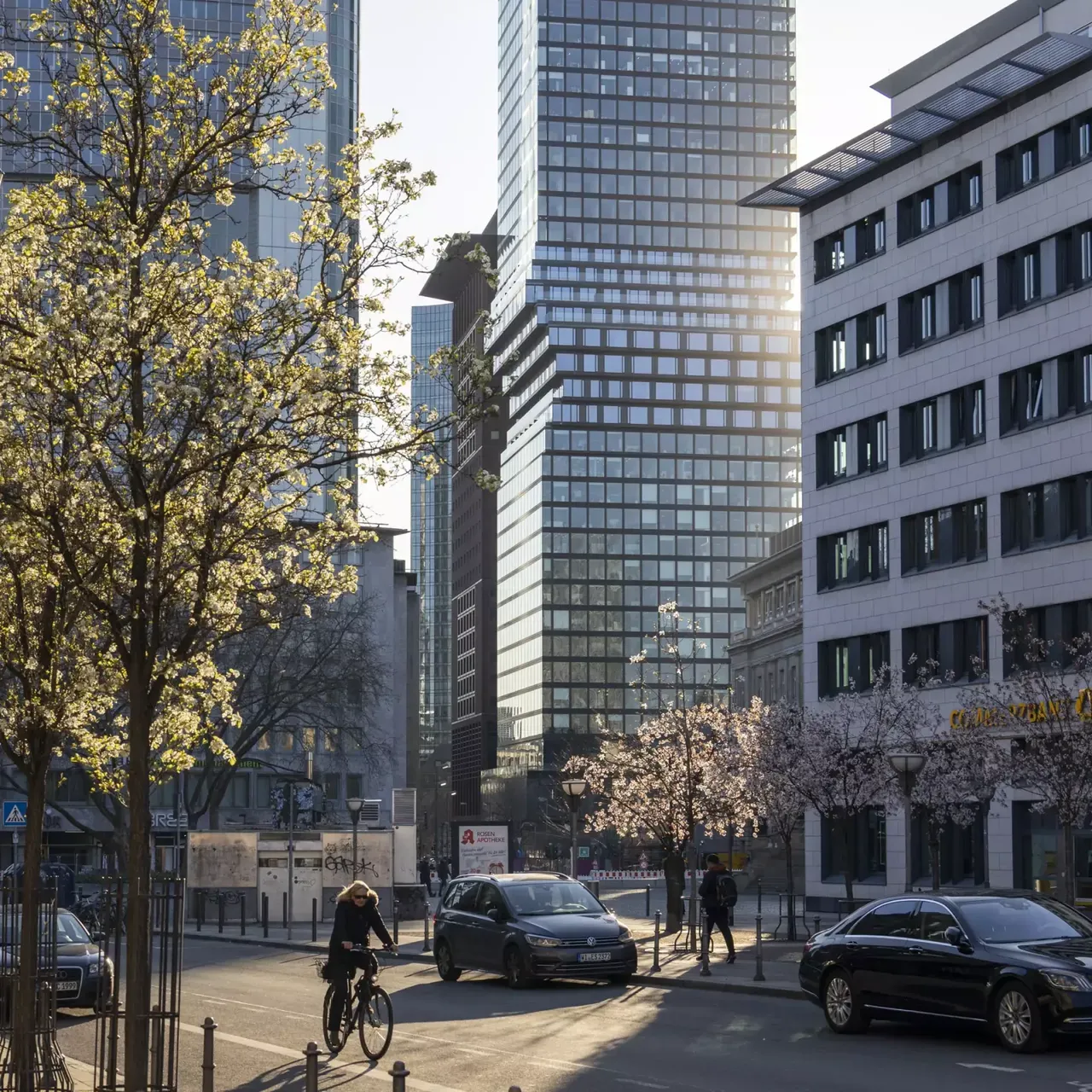 commerzreal-hausinvest-office-living-omniturm-frankfurt-we319-exterior-104