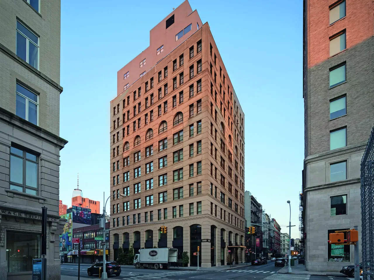 commerzreal-hausinvest-hotel-11-howard-new-york-city-we295-29